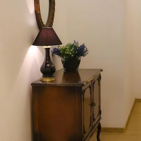 Audrey Apartment